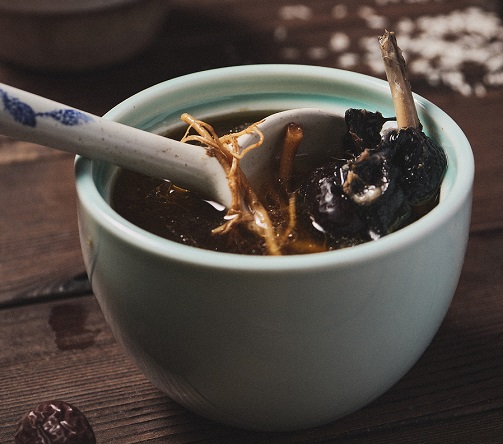 应季而食 | 秋日滋润养生就要多喝汤！这些靓汤安排上！
